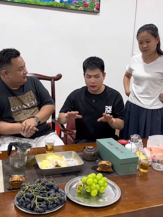 师傅讲老祖宗留下来的智慧我们要相信,碌柚叶沐浴露除了冲凉还有其他很多的用途~