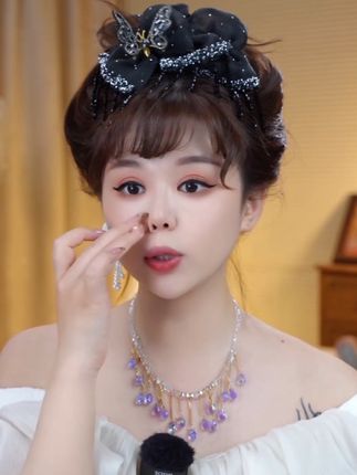#网红发饰 #美出高级感 #头饰搭配 #日常发型 #美出新高度