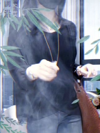#黑色系穿搭 #时尚街拍穿搭 #防晒衣外套