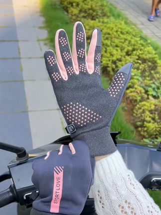 #手套 #骑行装备 #骑行手套 #防水手套 #保暖手套