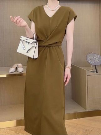 2025年短袖夏季女装高级感气质黑色裙时尚系带收显瘦赫本风连衣裙#显高显瘦 #显瘦连衣裙 #穿出高级感 #女装 #高级感穿搭