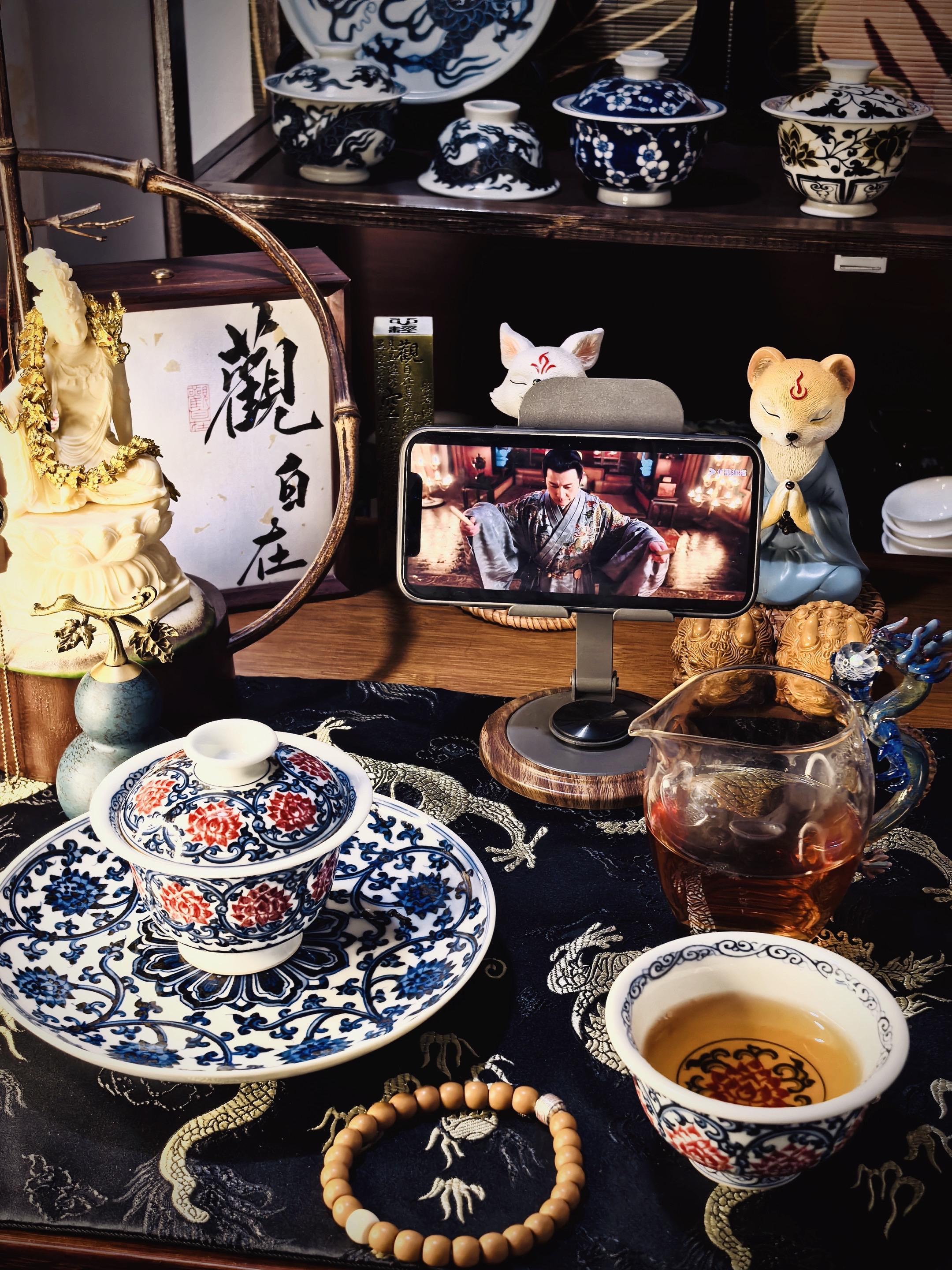 谁都可以叫我老阉狗。唯独你们两个不行!#藏海传#曹公公 #平津侯 #陆悯