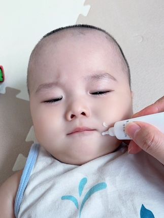 有经验的妈妈在宝宝口欲期就会把唇周膏给宝宝用上,我家用的一直是这款#澳兰黛唇周膏 植物成分 给娃用着也放心#母婴好物 #宝宝护理 #宝宝唇周膏 #宝宝好物推荐