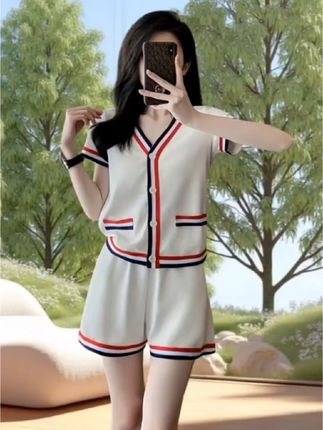#夏季穿搭 #夏天该有的样子 #两件套#休闲减龄穿搭 #谁穿谁好看