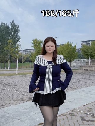 热卖纯欲风上衣加绒加厚打底!#大码女装120斤到220斤 #胖子都是潜力股 #新款分享 #爆款热卖中