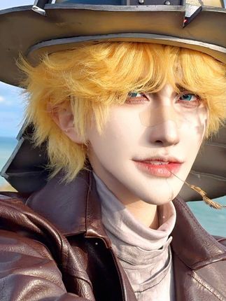 见一面吧 在秋天 #cos #勘探员 #第五人格 #诺顿坎贝尔 #玩的就是第五人格
