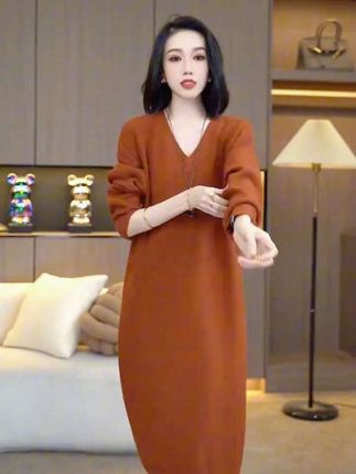 新款气质显瘦长袖V领洋气百搭松弛感女装连衣裙#谁穿谁好看#气质穿搭
