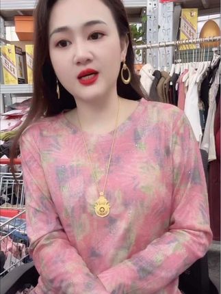 #时尚t恤女 #面料柔软舒适 #休闲百搭#洋气减龄#物美价廉