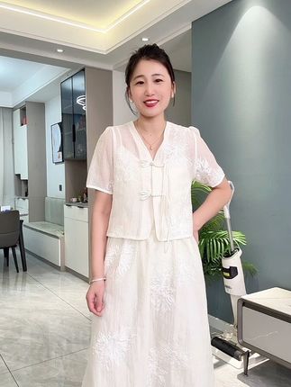 #气质连衣裙 #遮肚子藏肉显瘦连衣裙 #减龄气质 #显瘦连衣裙 #夏季时尚穿搭