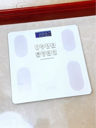 艾斯凯电子称体重秤家用精准电子秤智能体脂秤可测室温体脂 #体重秤 #体脂秤 #平价好物 #好物分享 #好物推荐🔥