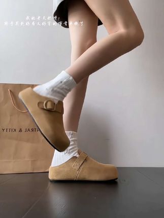 谁懂这双勃肯半托的含金量啊!没想到盲买的质量这么好#勃肯鞋  #好穿不累脚 #百搭鞋子 #ootd穿搭 #鞋控日常  @DOU+小助手 @DOU+上热门.