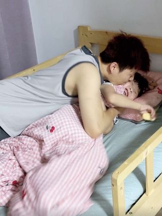 小雨确实需要24小时盯着他,真怕他做出什么危险的事情来……#特殊孩子的日常