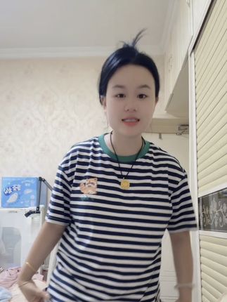 #ibaby 的家居服  一个短袖加一条短裤 在家穿 外出溜达 都很舒服 纯棉的面料#夏天穿搭 #纯棉t恤