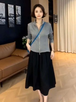 #优雅气质 #时尚气质穿搭 #时尚洋气显瘦长袖上衣 #穿出自信穿出美丽 #时尚潮流