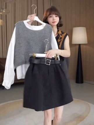 #早秋贵气穿搭 秋季时尚一整套女装2025新款灯笼袖衬衫针织马甲高腰半身裙三件套#独一无二 #衬衫马甲半身裙三件套