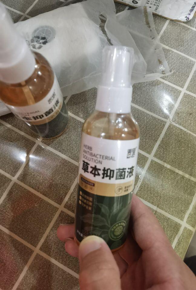 清洁效果:清洁效果挺好的 滋润效果:挺滋润的 用起来很舒服 香味味道:香味好闻 性价比:质量挺好的 很好用 价格也亲民 性价比挺高的 物流速度:快递挺快的 收到完好无损 总体非常满意 值得购买#我在抖音买买买