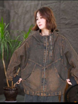秋冬厚款长袖休闲风连帽短款女牛仔短外套百搭韩版上衣宽松#牛仔外套#连帽牛仔#牛仔衣#时尚气质穿搭 #早秋新款#宽松有范 #时尚气质穿搭