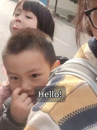 江门妹远嫁潮汕|带娃送货的日子,皮一下很开心,这个踩脚你觉得怎么样呢?#三胎宝妈 #踩鞋转场 #我的农村生活 #真实生活分享官