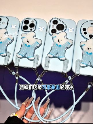 🐻奶蓝睡衣小狗手机壳可爱到犯规!斜挎设计解放双手,软萌小狗还能当支架,谁能拒绝这波可爱暴击啊~#手机壳 #可爱风 #数码配件 #少女心爆棚#这个手机壳真的长在我心巴上了