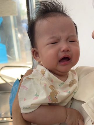 今天带琳琳来打疫苗~