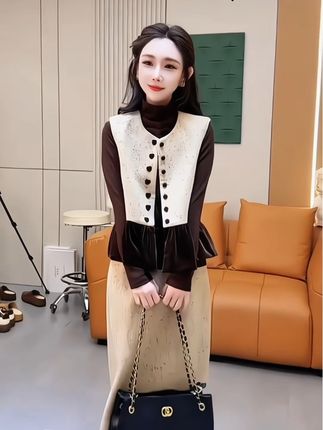 #秋冬穿搭新鲜感在线 #早秋穿搭三分钟出门不是梦 #秋季微胖穿搭测评 #初秋一周不重样穿搭 #秋季不露腿穿搭