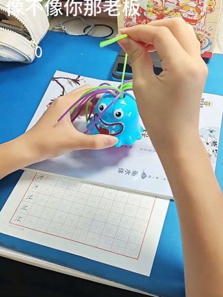 只会叫扯头发会叫小怪兽玩具#玩具 #创意