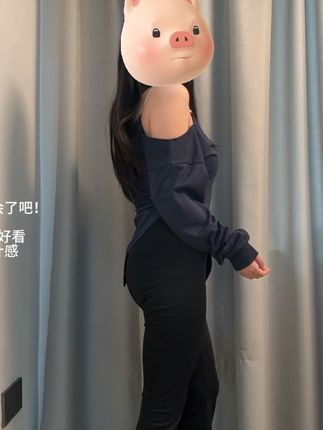 藏蓝色设计感上衣 #休闲搭配 #初秋穿搭 #辣妹穿搭