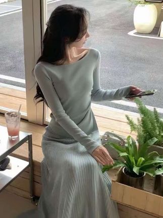 这个老钱套装真的越看越好看,很温柔很知性的感觉。#今日穿搭 #我的ootd穿搭 #高级感穿搭 #休闲穿搭 #气质仙女裙穿搭