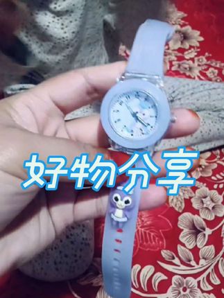 #女儿喜欢带手表#女儿第一次带的手表自己买#女儿很开心 #儿童手表 #手表 #