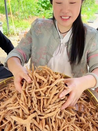 乡村助农 大山深处的菜头肾大家喜欢吗?喜欢的下方⬇️吧#菜头肾#黄精#山货#闹闹家常菜