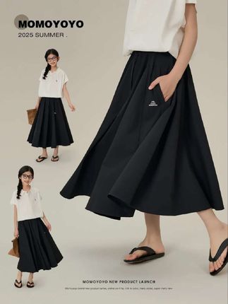 夏天穿巨凉快的半身裙,锦氨的面料,轻薄透气不粘身,摆量大,上身显瘦又非常的洋气!#半身裙 #显瘦穿搭 #高级感穿搭 #时尚穿搭 #夏季穿搭