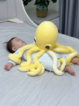 这个防惊跳安抚八爪鱼玩偶买的太值了!宝宝睡眠的好帮手,安抚宝宝睡觉不惊跳,睡觉踏实不易醒,安全感满满#哄娃神器 #自主入睡 #安抚玩具
