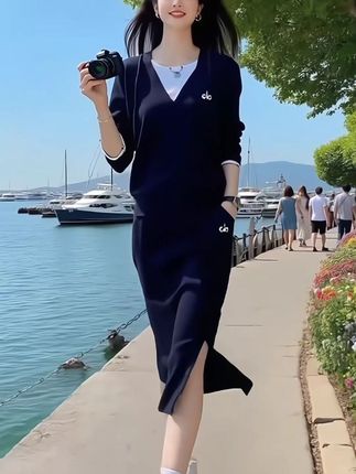 #早秋显身材平价上衣合集 假两件休闲运动套装2025年秋季时尚韩版宽松减龄开叉半身裙两件套#运动套装 #减龄显瘦穿搭 #早秋穿搭 #休闲运动套装 @巨量千川@DOU+小助手
