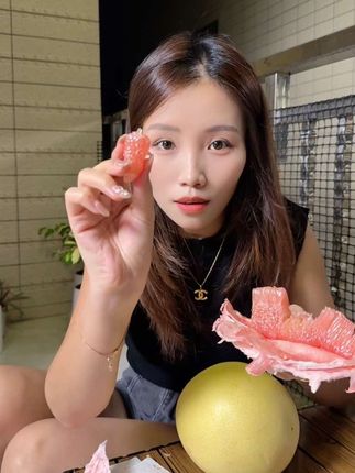 三红蜜柚,喜欢吃的看过来#爆汁 #农产品 #吃水果 #三红蜜柚