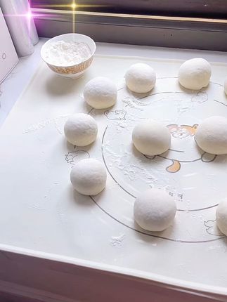 #记录生活 #蒸馒头 #面食分享 #面食 #揉面垫食品级