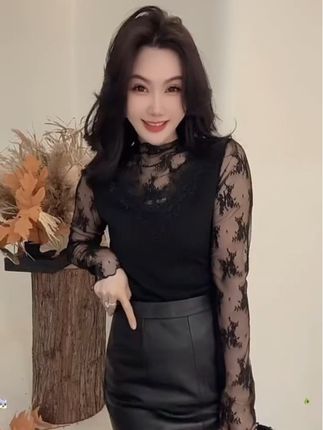 #打底衫搭配 #女人味穿搭 #蕾丝 #欧货新款 #女装打底衫