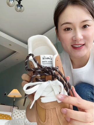 假期出去玩担心暴走脚会痛的,肯定要选一双上脚软乎的鞋#女鞋 #好鞋推荐 #内容太过真实 #德训鞋