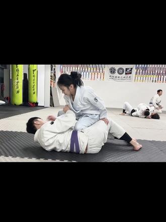 新手爱记录 第一节柔术课#巴西柔术