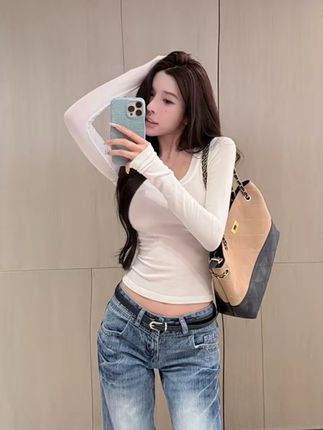 【小仙定制】“又瘦又有”韩女精髓多色必入早秋纯欲收腰上衣#长袖t恤 #纯欲穿搭 #收腰上衣 #韩系穿搭 #早秋穿搭