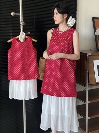 女童亲子装新款法式复古红色波点连衣裙无袖背心裙半身裙两件套装#高品质童装 #生女儿就要这样穿 #亲子装母女装 #复古港风 #无袖两件套裙