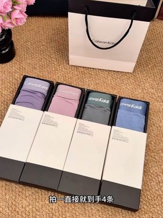 内裤三个月不换真的很脏,别再让你家老公一条内裤穿个三五年了,CK大品牌也来活动了,才这个价到手4条,赶紧给你家老公安排#CK内裤 #男士内裤 #贴身衣物 #透气舒适 #CK男士内裤