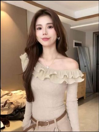#设计感上衣 #花边上衣 #打底衫 #修身显瘦 #长袖上衣