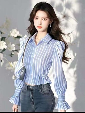 甜美蓝色条纹短款衬衫长袖女士气质高级感喇叭袖洋气上衣2025春季#时尚女装 #洋气减龄 #气质优雅 #美丽大方