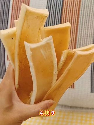 风干牛皮专门拿捏拆家的狗狗,一个就可以让它啃到天荒地老#养狗经验分享 #萌宠推荐官 #风干牛皮 #养狗人