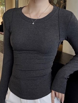 长袖圆领打底衫女春秋内搭显瘦时尚洋气百搭修身纯色外穿上衣韩版#搭配你的高級范儿 #只做高品质 #美出高级感穿搭 #百搭t恤 #一周通勤穿搭指南
