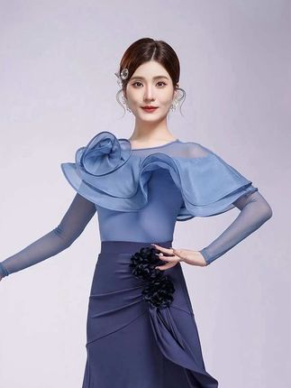 #舞服上衣 #爱舞蹈爱生活 #爱跳舞的小姑娘 #舞出美丽舞出健康 #舞动青春活力