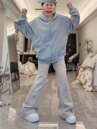 #今天穿什么 #ootd穿搭 #早秋贵气感穿搭 #被秋日氛围感穿搭拿捏了 #秋季不露腿穿搭