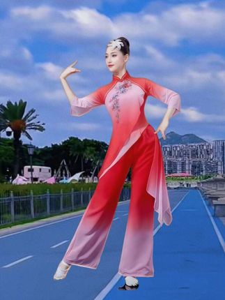 新款时髦舞蹈服.古典舞扇子舞伞舞民舞表演服都好看#最美舞者 #青春活力 #舞姿优美人更美 #大长腿小蛮腰