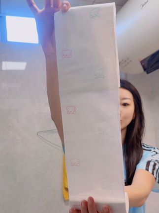 我儿子都说给力了,说明真的是质量好了,厕纸就用它代替又便宜又好用.#印花卷纸#点击下方小黄车购买