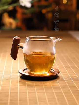 公道杯加厚玻璃分茶器实木防烫高档茶滤一体家用茶海高硼硅主人杯#公道杯 #泡茶壶 #分茶器 #高硼硅玻璃 #茶具